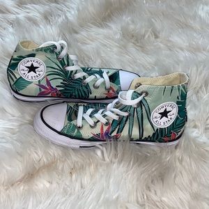 BRAND NEW Tropical Print Converse Hightop’s